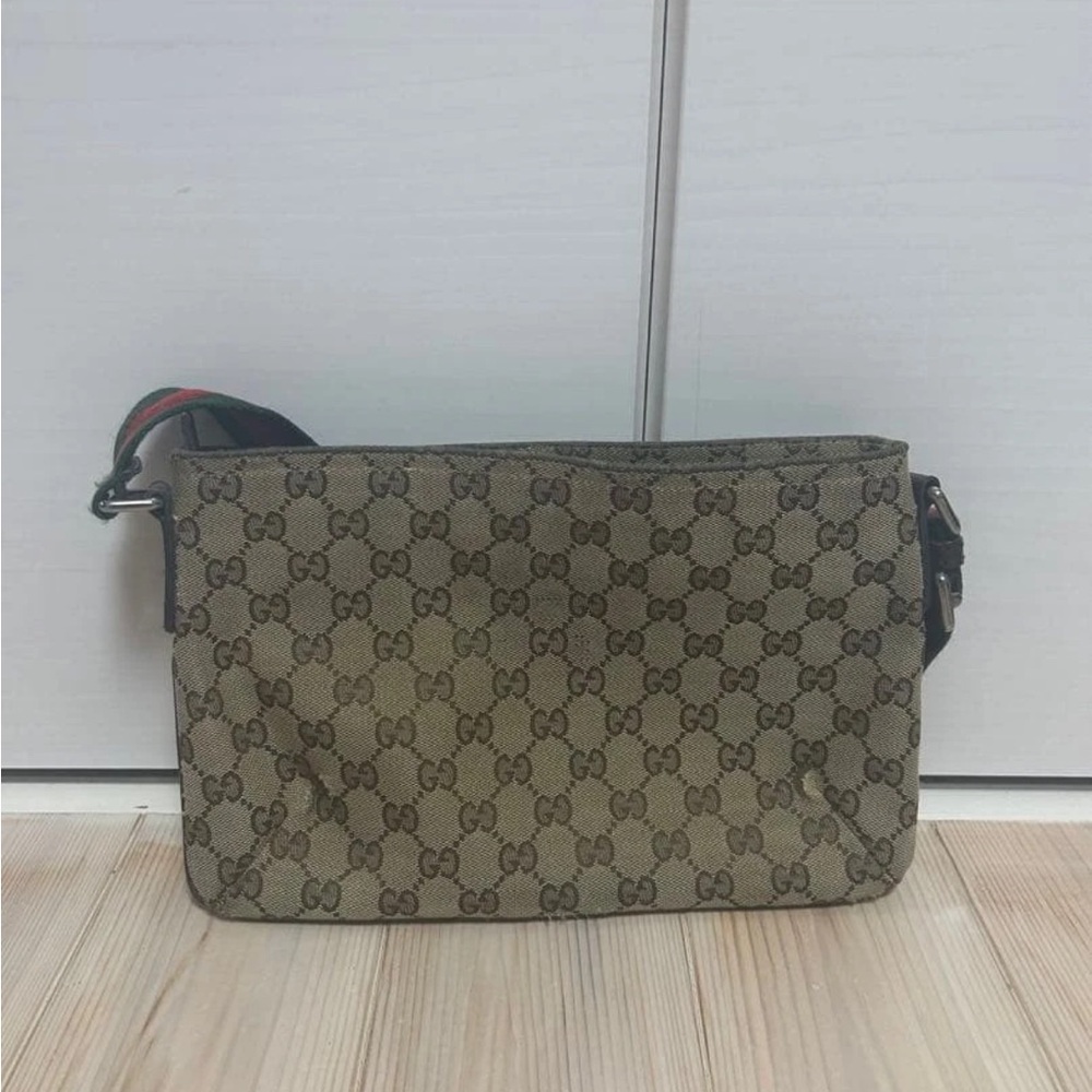 Gucci Beige and Brown Monogram Bag - Picture 2 of 5